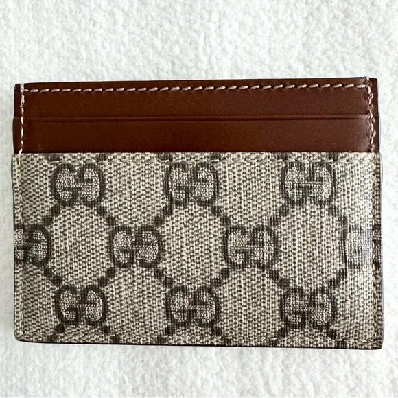 Gucci Beige GG Supreme Card Holder - Picture 4 of 12